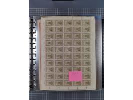 1900/23, reichhaltige und umfangreiche Bogensammlung in 9 Alben, vielfach spezialisiert nach Plattennummern, Farben und Typen