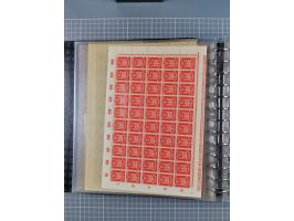 1900/23, reichhaltige und umfangreiche Bogensammlung in 9 Alben, vielfach spezialisiert nach Plattennummern, Farben und Typen