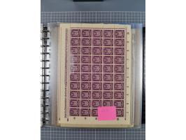 1900/23, reichhaltige und umfangreiche Bogensammlung in 9 Alben, vielfach spezialisiert nach Plattennummern, Farben und Typen