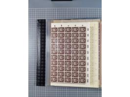 1900/23, reichhaltige und umfangreiche Bogensammlung in 9 Alben, vielfach spezialisiert nach Plattennummern, Farben und Typen