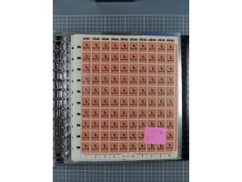 1900/23, reichhaltige und umfangreiche Bogensammlung in 9 Alben, vielfach spezialisiert nach Plattennummern, Farben und Typen