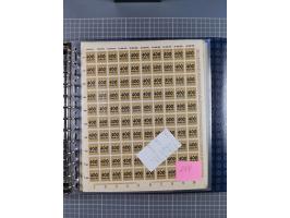 1900/23, reichhaltige und umfangreiche Bogensammlung in 9 Alben, vielfach spezialisiert nach Plattennummern, Farben und Typen