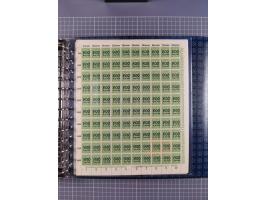 1900/23, reichhaltige und umfangreiche Bogensammlung in 9 Alben, vielfach spezialisiert nach Plattennummern, Farben und Typen