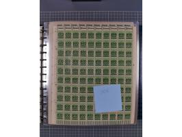 1900/23, reichhaltige und umfangreiche Bogensammlung in 9 Alben, vielfach spezialisiert nach Plattennummern, Farben und Typen