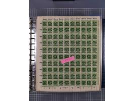 1900/23, reichhaltige und umfangreiche Bogensammlung in 9 Alben, vielfach spezialisiert nach Plattennummern, Farben und Typen