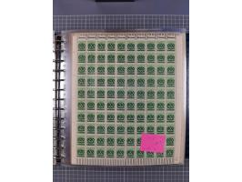 1900/23, reichhaltige und umfangreiche Bogensammlung in 9 Alben, vielfach spezialisiert nach Plattennummern, Farben und Typen