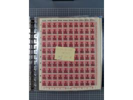 1900/23, reichhaltige und umfangreiche Bogensammlung in 9 Alben, vielfach spezialisiert nach Plattennummern, Farben und Typen