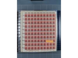 1900/23, reichhaltige und umfangreiche Bogensammlung in 9 Alben, vielfach spezialisiert nach Plattennummern, Farben und Typen