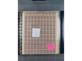 1900/23, reichhaltige und umfangreiche Bogensammlung in 9 Alben, vielfach spezialisiert nach Plattennummern, Farben und Typen