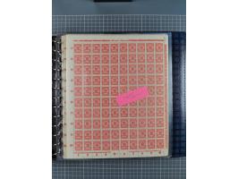 1900/23, reichhaltige und umfangreiche Bogensammlung in 9 Alben, vielfach spezialisiert nach Plattennummern, Farben und Typen