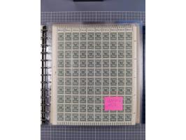 1900/23, reichhaltige und umfangreiche Bogensammlung in 9 Alben, vielfach spezialisiert nach Plattennummern, Farben und Typen