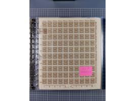 1900/23, reichhaltige und umfangreiche Bogensammlung in 9 Alben, vielfach spezialisiert nach Plattennummern, Farben und Typen