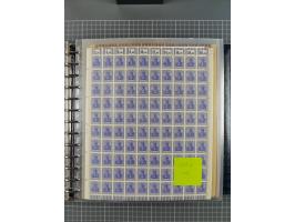1900/23, reichhaltige und umfangreiche Bogensammlung in 9 Alben, vielfach spezialisiert nach Plattennummern, Farben und Typen