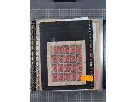 1900/23, reichhaltige und umfangreiche Bogensammlung in 9 Alben, vielfach spezialisiert nach Plattennummern, Farben und Typen