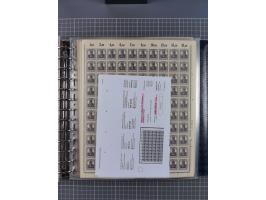 1900/23, reichhaltige und umfangreiche Bogensammlung in 9 Alben, vielfach spezialisiert nach Plattennummern, Farben und Typen