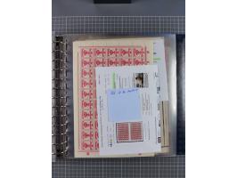 1900/23, reichhaltige und umfangreiche Bogensammlung in 9 Alben, vielfach spezialisiert nach Plattennummern, Farben und Typen