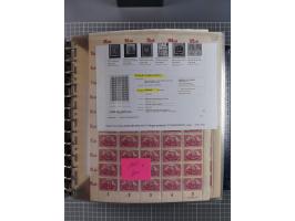 1900/23, reichhaltige und umfangreiche Bogensammlung in 9 Alben, vielfach spezialisiert nach Plattennummern, Farben und Typen