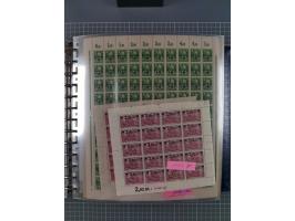 1900/23, reichhaltige und umfangreiche Bogensammlung in 9 Alben, vielfach spezialisiert nach Plattennummern, Farben und Typen