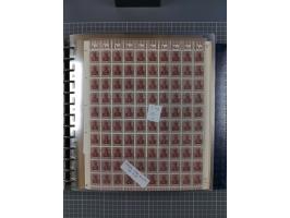 1900/23, reichhaltige und umfangreiche Bogensammlung in 9 Alben, vielfach spezialisiert nach Plattennummern, Farben und Typen