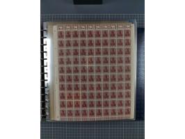 1900/23, reichhaltige und umfangreiche Bogensammlung in 9 Alben, vielfach spezialisiert nach Plattennummern, Farben und Typen