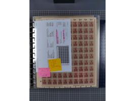 1900/23, reichhaltige und umfangreiche Bogensammlung in 9 Alben, vielfach spezialisiert nach Plattennummern, Farben und Typen