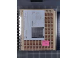 1900/23, reichhaltige und umfangreiche Bogensammlung in 9 Alben, vielfach spezialisiert nach Plattennummern, Farben und Typen