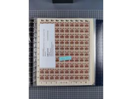 1900/23, reichhaltige und umfangreiche Bogensammlung in 9 Alben, vielfach spezialisiert nach Plattennummern, Farben und Typen