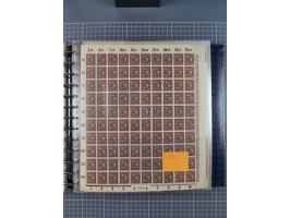 1900/23, reichhaltige und umfangreiche Bogensammlung in 9 Alben, vielfach spezialisiert nach Plattennummern, Farben und Typen