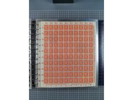 1900/23, reichhaltige und umfangreiche Bogensammlung in 9 Alben, vielfach spezialisiert nach Plattennummern, Farben und Typen