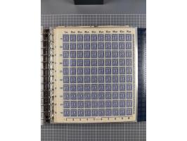 1900/23, reichhaltige und umfangreiche Bogensammlung in 9 Alben, vielfach spezialisiert nach Plattennummern, Farben und Typen