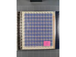 1900/23, reichhaltige und umfangreiche Bogensammlung in 9 Alben, vielfach spezialisiert nach Plattennummern, Farben und Typen