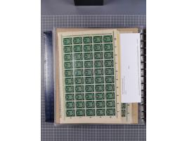 1900/23, reichhaltige und umfangreiche Bogensammlung in 9 Alben, vielfach spezialisiert nach Plattennummern, Farben und Typen