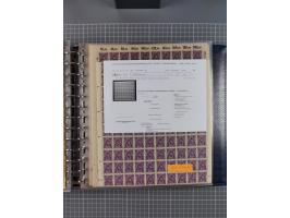 1900/23, reichhaltige und umfangreiche Bogensammlung in 9 Alben, vielfach spezialisiert nach Plattennummern, Farben und Typen