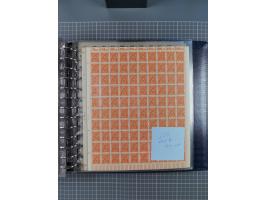 1900/23, reichhaltige und umfangreiche Bogensammlung in 9 Alben, vielfach spezialisiert nach Plattennummern, Farben und Typen