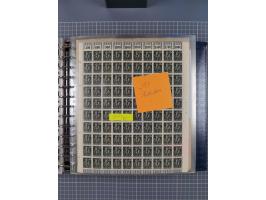 1900/23, reichhaltige und umfangreiche Bogensammlung in 9 Alben, vielfach spezialisiert nach Plattennummern, Farben und Typen