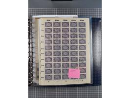 1900/23, reichhaltige und umfangreiche Bogensammlung in 9 Alben, vielfach spezialisiert nach Plattennummern, Farben und Typen