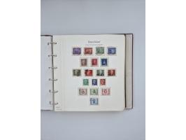 1948/90, in den Hauptnummern augenscheinlich komplette gestempelte Sammlungen Berlin 1948-90 und DDR 1949-90, sowie eine fast