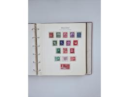 1948/90, in den Hauptnummern augenscheinlich komplette gestempelte Sammlungen Berlin 1948-90 und DDR 1949-90, sowie eine fast