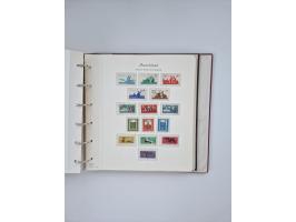 1948/90, in den Hauptnummern augenscheinlich komplette gestempelte Sammlungen Berlin 1948-90 und DDR 1949-90, sowie eine fast