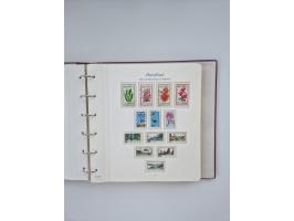 1948/90, in den Hauptnummern augenscheinlich komplette gestempelte Sammlungen Berlin 1948-90 und DDR 1949-90, sowie eine fast