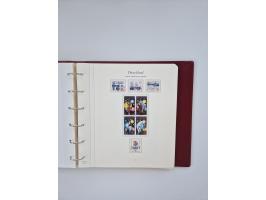 1948/90, in den Hauptnummern augenscheinlich komplette gestempelte Sammlungen Berlin 1948-90 und DDR 1949-90, sowie eine fast