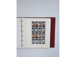 1948/90, in den Hauptnummern augenscheinlich komplette gestempelte Sammlungen Berlin 1948-90 und DDR 1949-90, sowie eine fast