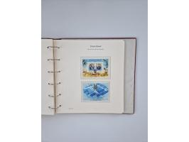 1948/90, in den Hauptnummern augenscheinlich komplette gestempelte Sammlungen Berlin 1948-90 und DDR 1949-90, sowie eine fast