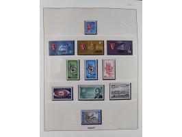 1949/79, postfrische und zusätzlich gestempelte Sammlung, in den Hauptnummern komplett, einschließlich Vor- und Mitläufern, d