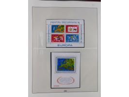 1949/79, postfrische und zusätzlich gestempelte Sammlung, in den Hauptnummern komplett, einschließlich Vor- und Mitläufern, d