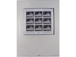 1949/79, postfrische und zusätzlich gestempelte Sammlung, in den Hauptnummern komplett, einschließlich Vor- und Mitläufern, d