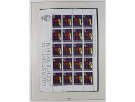 1949/79, postfrische und zusätzlich gestempelte Sammlung, in den Hauptnummern komplett, einschließlich Vor- und Mitläufern, d