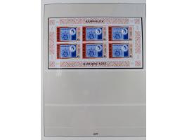 1949/79, postfrische und zusätzlich gestempelte Sammlung, in den Hauptnummern komplett, einschließlich Vor- und Mitläufern, d