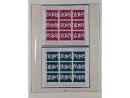 1949/79, postfrische und zusätzlich gestempelte Sammlung, in den Hauptnummern komplett, einschließlich Vor- und Mitläufern, d