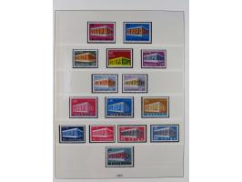 1949/79, postfrische und zusätzlich gestempelte Sammlung, in den Hauptnummern komplett, einschließlich Vor- und Mitläufern, d